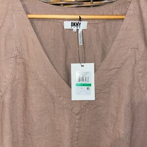 DKNY V-Neck Top in Warm Brown new!